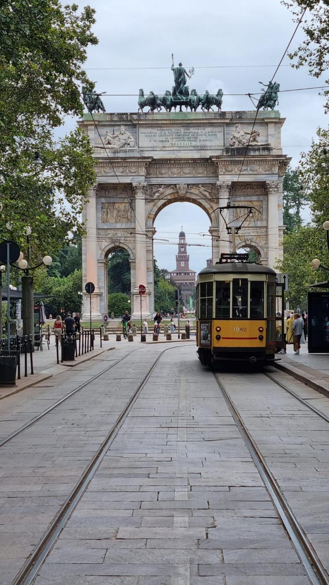 La Casa Di Cris - Milano, Appartamento Zona Sempione Exteriör bild